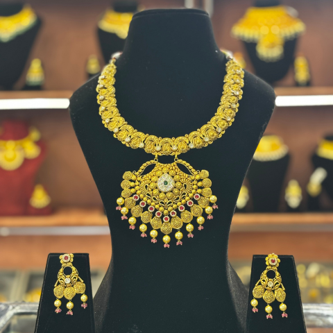 Majestic Temple Bridal Necklace Set with Ruby and Pearl Drops