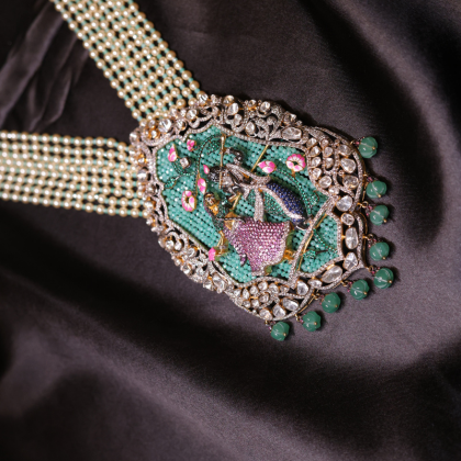 Radha Krishna Polki Pearl Necklace with Emerald Detailing