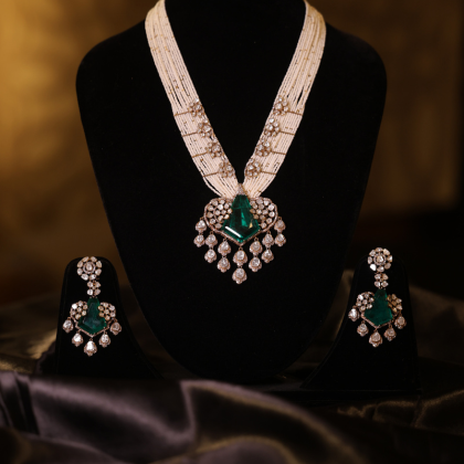 Emerald Royal Polki Necklace Set