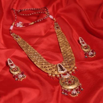 Antique Gold Crescent Bridal Necklace Set with Red Meenakari Work